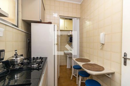 Cozinha e Área de Serviço de apartamento à venda com 1 quarto, 32m² em Rio Branco, Porto Alegre