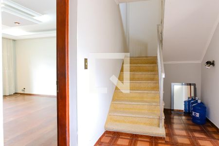 Escada de casa à venda com 3 quartos, 265m² em Jardim das Maravilhas, Santo André