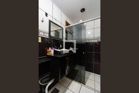 Banheiro 1 de casa à venda com 4 quartos, 280m² em Estância Velha, Canoas