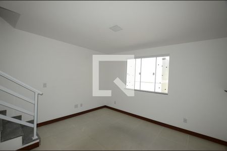 Sala de apartamento para alugar com 2 quartos, 97m² em Brás de Pina, Rio de Janeiro