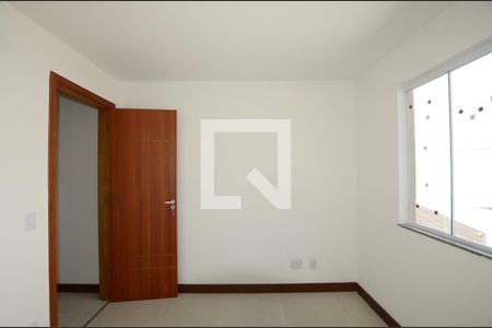 Quarto 1 de apartamento para alugar com 2 quartos, 97m² em Brás de Pina, Rio de Janeiro