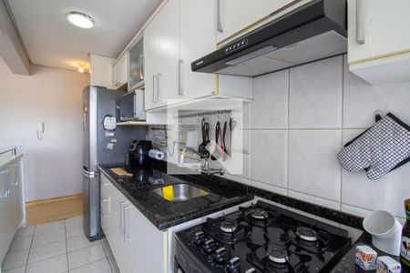 Cozinha de apartamento à venda com 3 quartos, 95m² em Passo da Areia, Porto Alegre