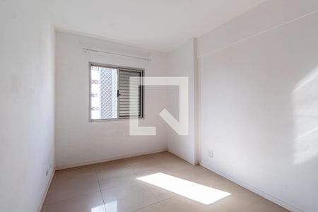 Quarto 1 de apartamento para alugar com 3 quartos, 76m² em Camargos, Guarulhos