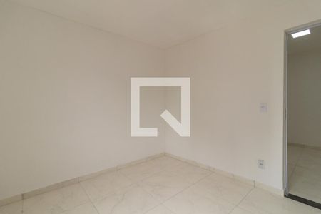 Quarto 2 de kitnet/studio para alugar com 2 quartos, 49m² em Jardim Wanda, Taboão da Serra