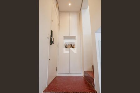 Entrada de apartamento para alugar com 2 quartos, 150m² em Alto da Lapa, São Paulo