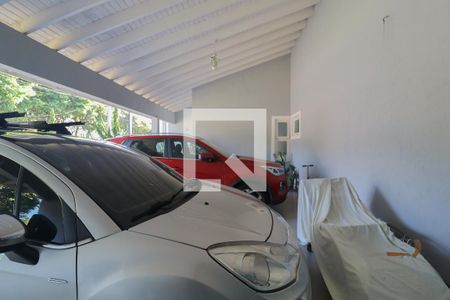 Casa à venda com 476m², 4 quartos e 6 vagas Casa à venda com 476m², 4 quartos e 6 vagasÁrea externa