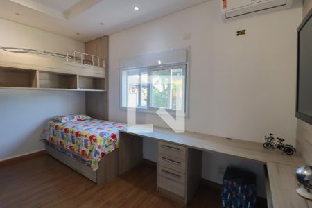 Casa à venda com 476m², 4 quartos e 6 vagas Casa à venda com 476m², 4 quartos e 6 vagasQuarto 3