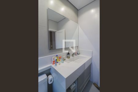 Casa à venda com 476m², 4 quartos e 6 vagas Casa à venda com 476m², 4 quartos e 6 vagasBanheiro quarto 3