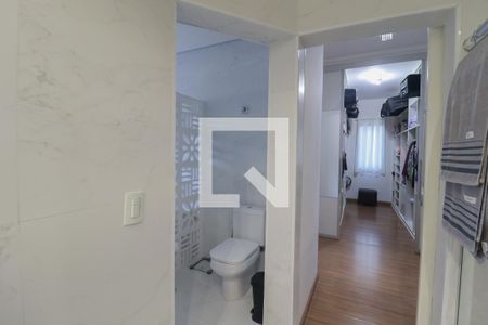 Casa à venda com 476m², 4 quartos e 6 vagas Casa à venda com 476m², 4 quartos e 6 vagasBanheiro Quarto 1