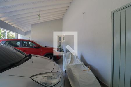 Casa à venda com 476m², 4 quartos e 6 vagas Casa à venda com 476m², 4 quartos e 6 vagasÁrea externa