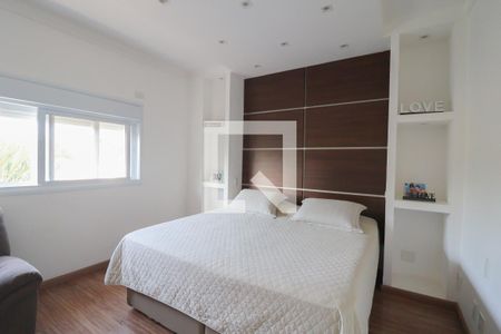 Casa à venda com 476m², 4 quartos e 6 vagas Casa à venda com 476m², 4 quartos e 6 vagasQuarto 1