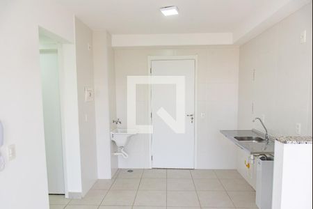 Sala/cozinha de apartamento para alugar com 2 quartos, 38m² em Cambuci, São Paulo