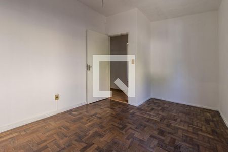 Quarto 1 de apartamento para alugar com 2 quartos, 64m² em São Sebastião, Porto Alegre