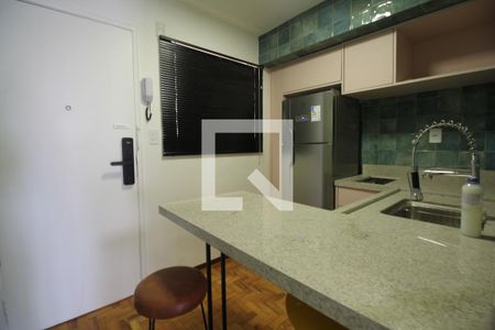 Cozinha de apartamento à venda com 1 quarto, 30m² em Aclimação, São Paulo