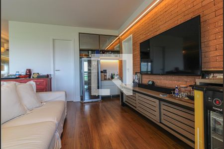 Sala de TV de apartamento à venda com 3 quartos, 160m² em Barra da Tijuca, Rio de Janeiro