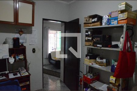 Quarto 2 de casa à venda com 3 quartos, 545m² em Veloso, Osasco