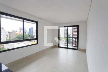 Sala de apartamento para alugar com 2 quartos, 70m² em Carmo, Belo Horizonte