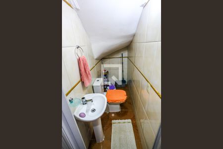 Lavabo de casa à venda com 3 quartos, 185m² em Parque Pinheiros, Taboão da Serra