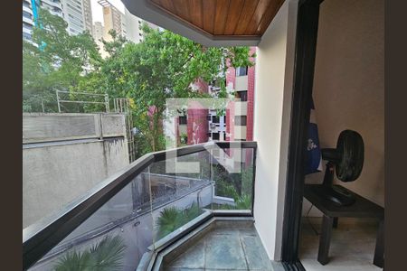 Varanda da suite de apartamento à venda com 2 quartos, 105m² em Vila Andrade, São Paulo