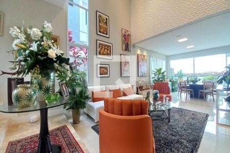 Sala de Estar de casa de condomínio à venda com 4 quartos, 309m² em Swiss Park, Campinas