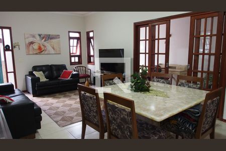 Sala de casa à venda com 3 quartos, 178m² em Horto Santo Antonio, Jundiaí