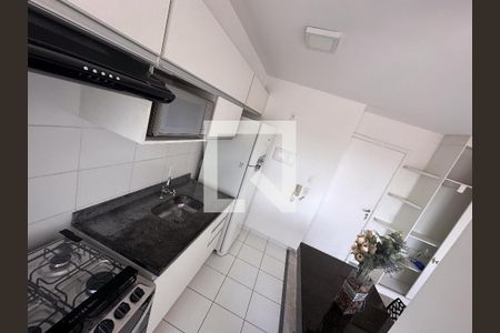 Cozinha de apartamento para alugar com 1 quarto, 35m² em Água Branca, São Paulo