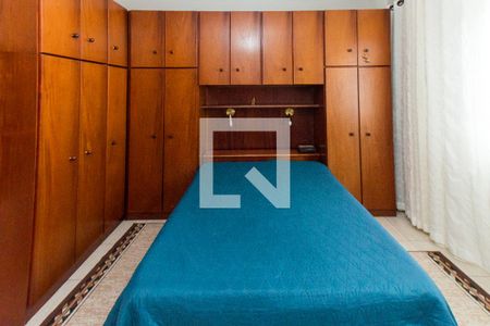 Quarto 1   de casa para alugar com 2 quartos, 150m² em Jardim Brasil , São Paulo