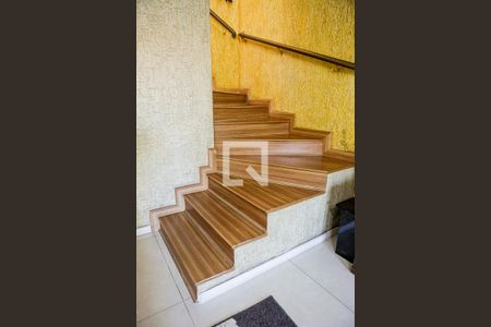 Escada de casa à venda com 3 quartos, 210m² em Vila Eldízia, Santo André