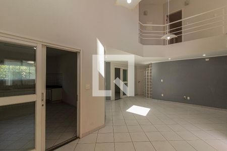 Sala de casa de condomínio para alugar com 4 quartos, 350m² em Jardim Vila Inglesa, Sorocaba