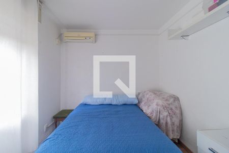 Quarto de apartamento à venda com 1 quarto, 45m² em Santo Antônio, Porto Alegre