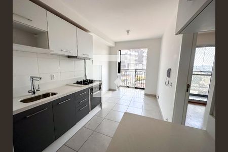 Sala/Cozinha de apartamento para alugar com 1 quarto, 32m² em Água Branca, São Paulo