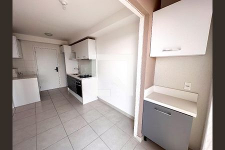 Sala/Cozinha de apartamento à venda com 1 quarto, 32m² em Água Branca, São Paulo