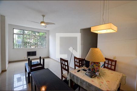 Sala de apartamento à venda com 3 quartos, 110m² em Icaraí, Niterói