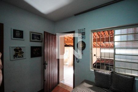 Sala de casa à venda com 2 quartos, 400m² em Vila Cleonice, São Paulo