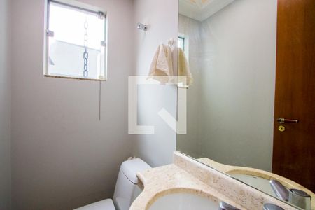 Lavabo de casa à venda com 4 quartos, 202m² em Vila Assunção, Santo André