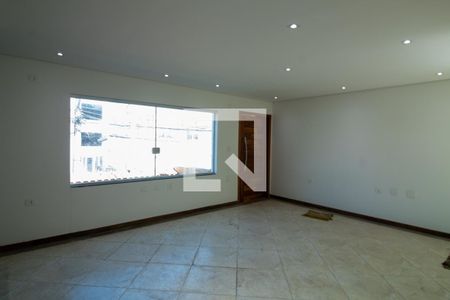Sala de casa para alugar com 3 quartos, 170m² em Jardim Aeroporto, São Paulo