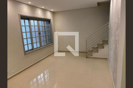 Sala de casa de condomínio à venda com 3 quartos, 170m² em Vila Alexandria, São Paulo