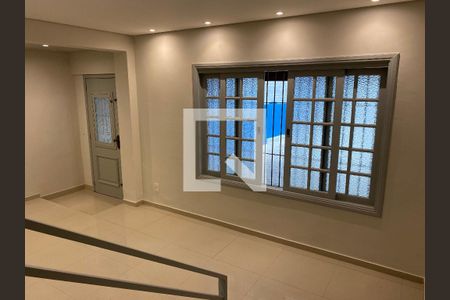 Sala de casa de condomínio à venda com 3 quartos, 170m² em Vila Alexandria, São Paulo