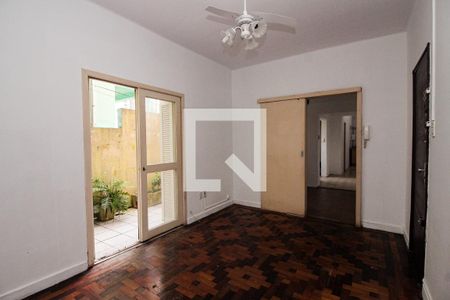 Sala de apartamento à venda com 3 quartos, 60m² em Menino Deus, Porto Alegre