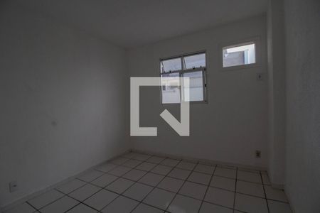 Quarto de casa para alugar com 3 quartos, 85m² em Curicica, Rio de Janeiro