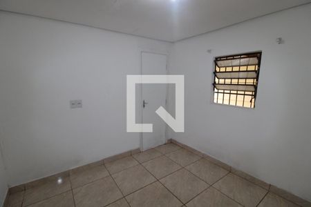 Quarto 2 de casa à venda com 3 quartos, 130m² em Vila Vitório Mazzei, São Paulo