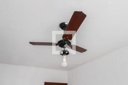 Sala de apartamento para alugar com 2 quartos, 55m² em Rocha Sobrinho, Mesquita