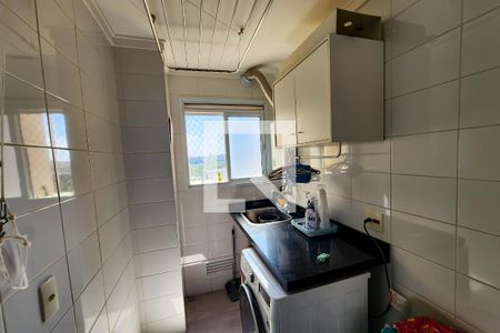 Apartamento à venda com 106m², 3 quartos e 2 vagas Apartamento à venda com 106m², 3 quartos e 2 vagasÁrea de Serviço