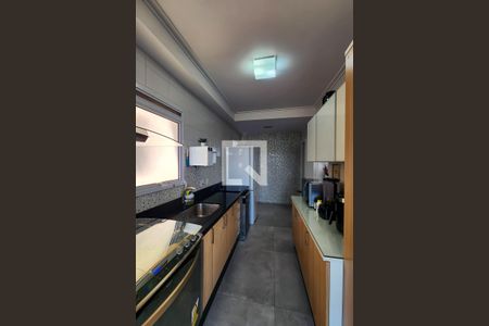 Apartamento à venda com 106m², 3 quartos e 2 vagas Apartamento à venda com 106m², 3 quartos e 2 vagasCozinha