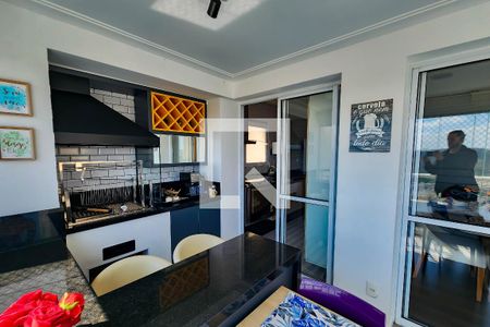 Apartamento à venda com 106m², 3 quartos e 2 vagas Apartamento à venda com 106m², 3 quartos e 2 vagasVaranda gourmet