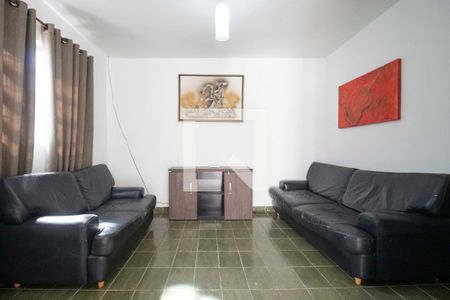 Sala de casa para alugar com 2 quartos, 109m² em Setor Bueno, Goiânia