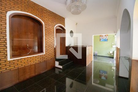 Sala  de casa à venda com 7 quartos, 520m² em Filadélfia, Betim