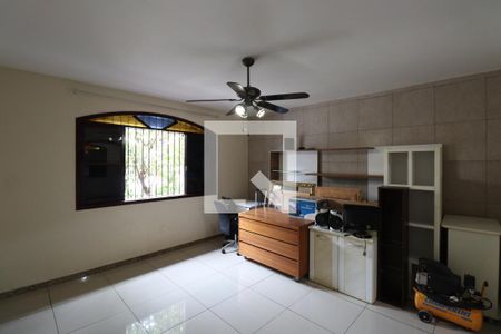 Sala de casa para alugar com 4 quartos, 240m² em Brasilândia, São Gonçalo