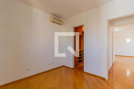 Suíte de apartamento à venda com 2 quartos, 90m² em Vila Andrade, São Paulo