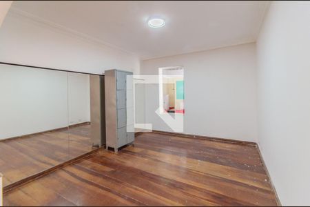 Sala de casa à venda com 2 quartos, 300m² em Ipiranga, São Paulo